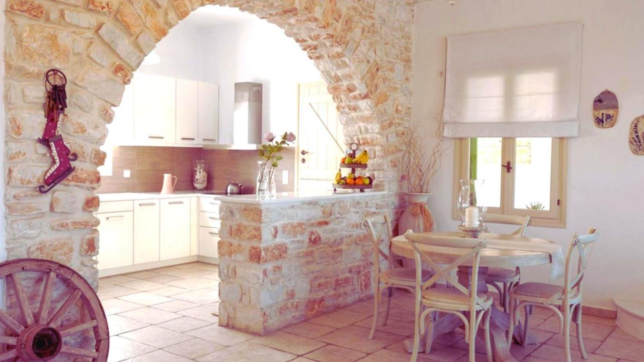 Villa Maria Paros 몰로스파루 외부 사진