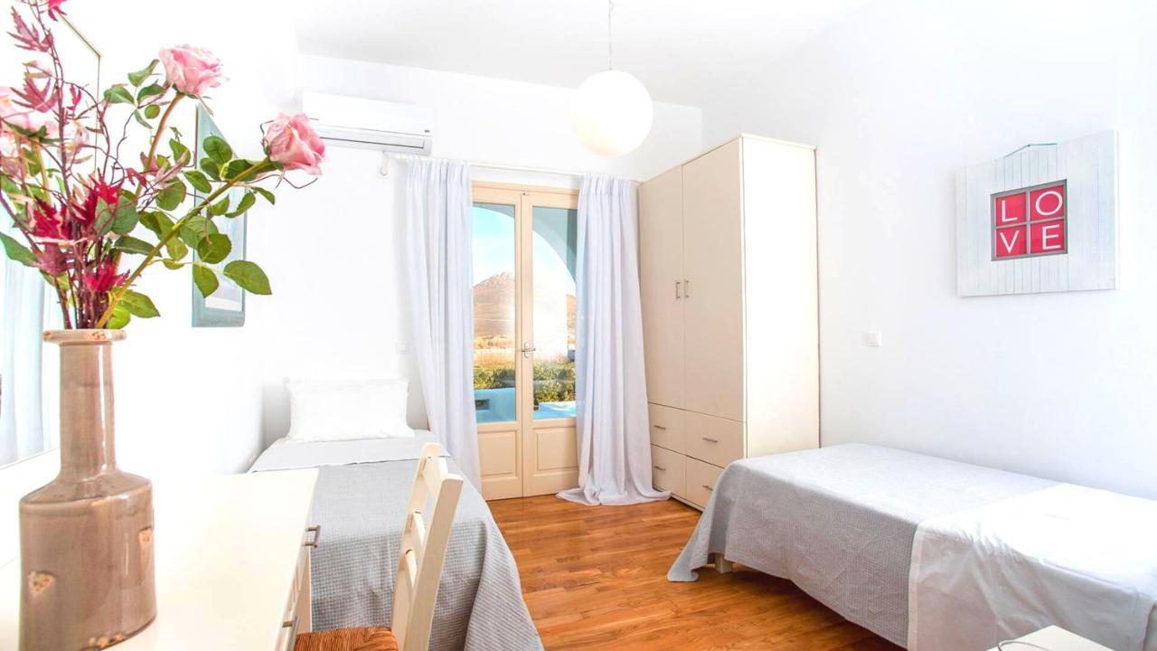 Villa Maria Paros 몰로스파루 외부 사진